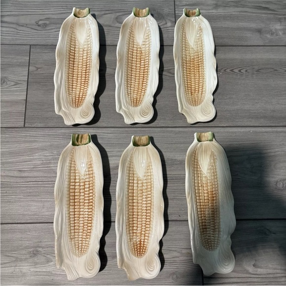 Corn on the Cobb ceramic holders. Vintage. Great shape and so cute.selling all6 - Picture 5 of 7